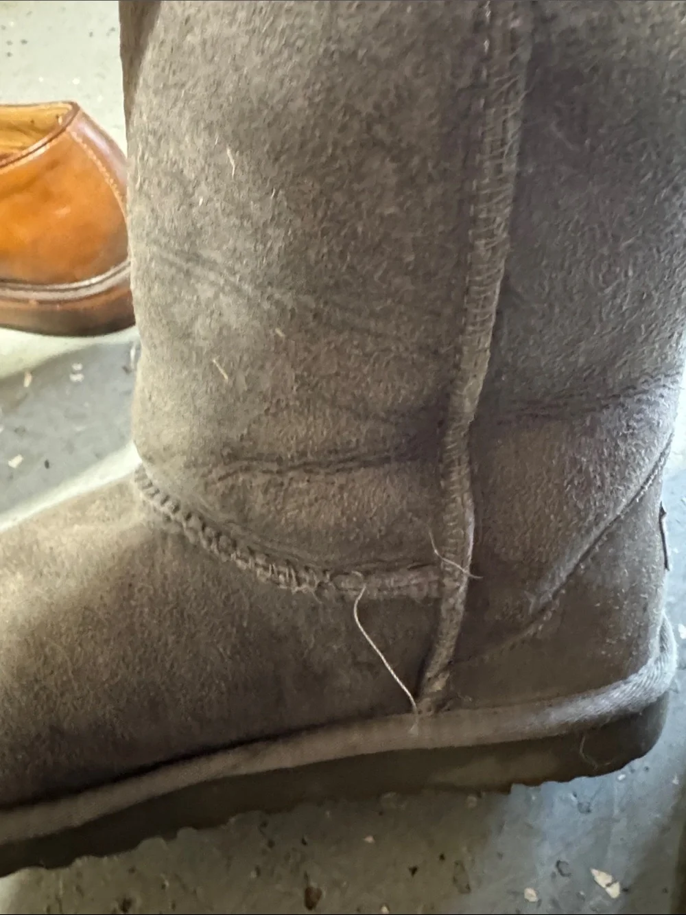 UGG Kids Chestnut Shearling-Lined Booties